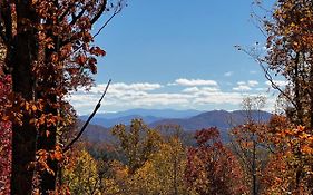 Adventure Ridge Luxury Log Cabin With Mountain View